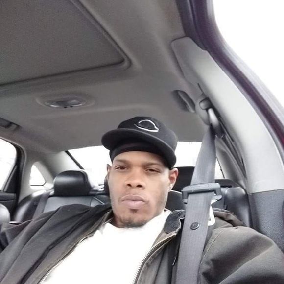 Meet your Posher, Mrrob - Picture 1 of 1